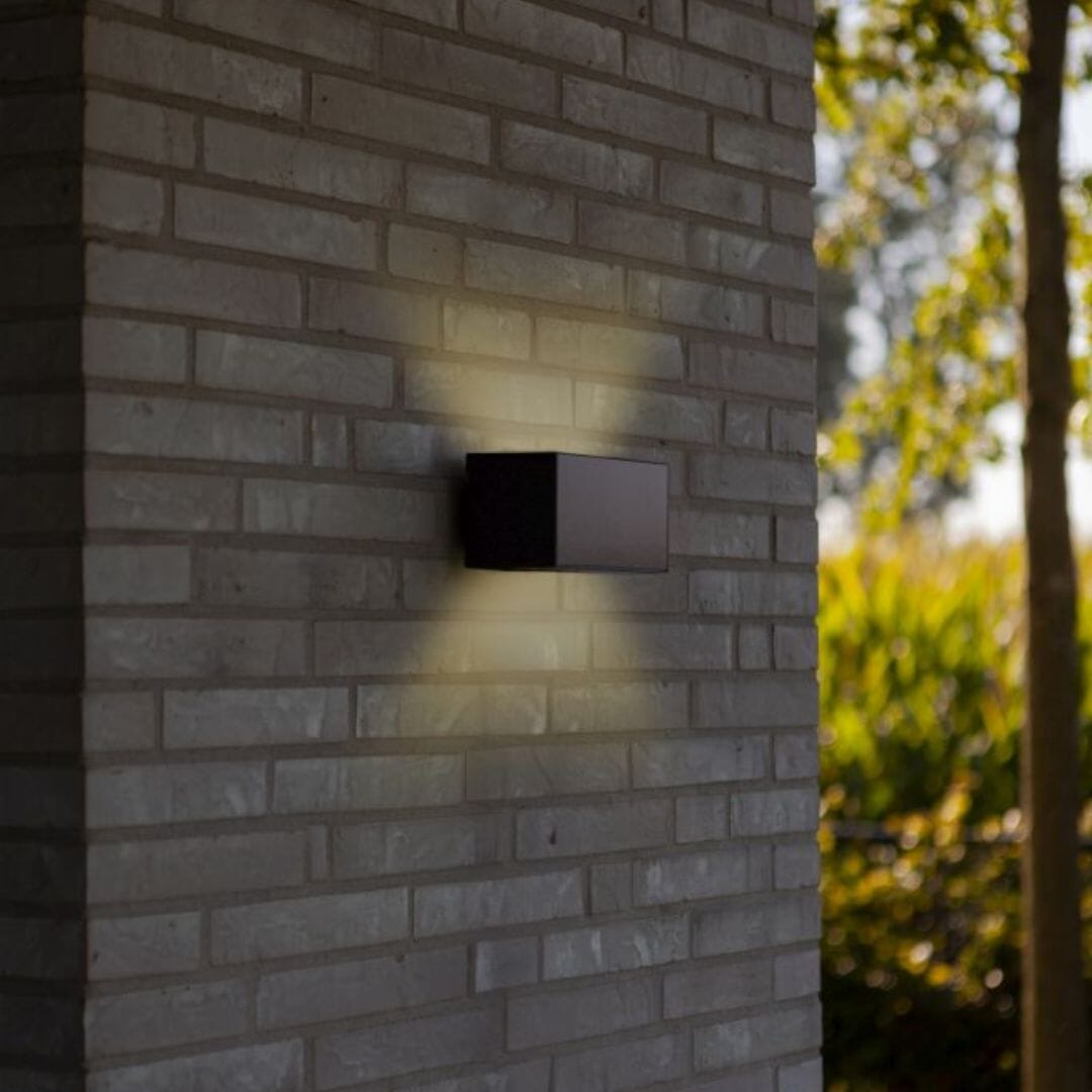 Inka Solar Wall Light - Dark Grey Solar Lights Lutec